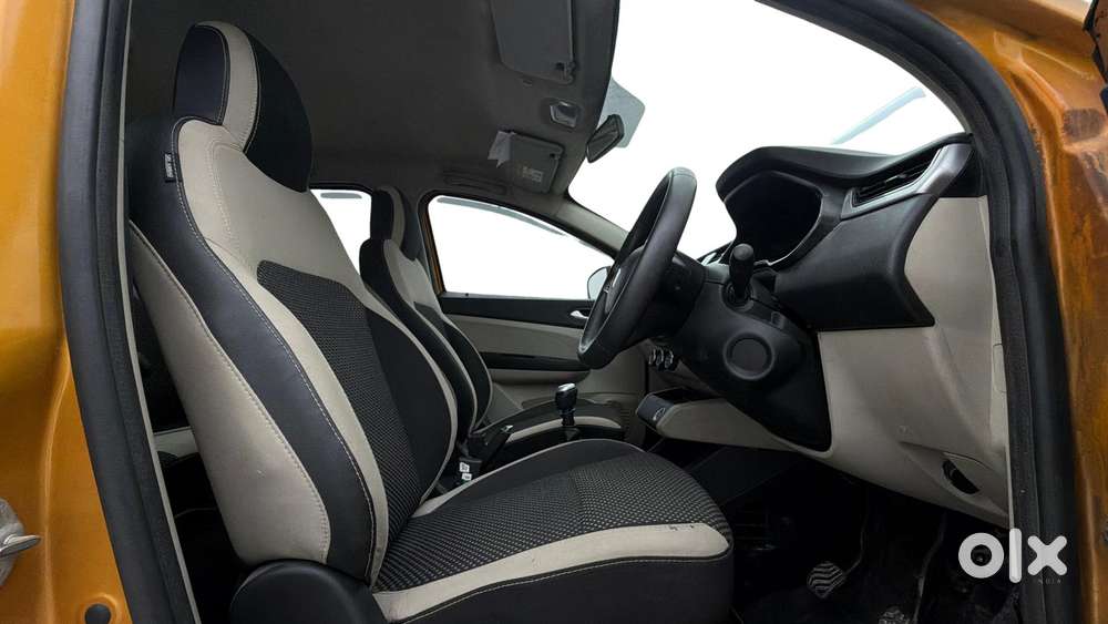 Renault Triber Rxz, 2020, Petrol