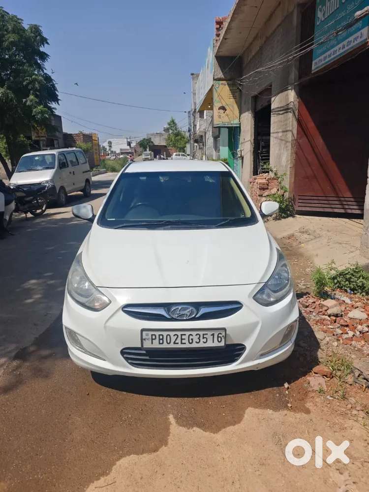 Hyundai Verna 2013