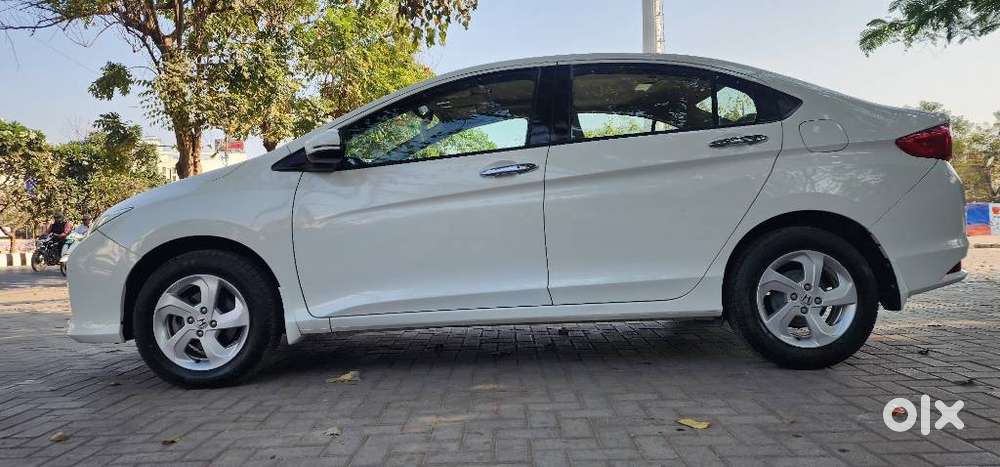 Honda City Vx (o) Mt I-vtec, 2015, Petrol