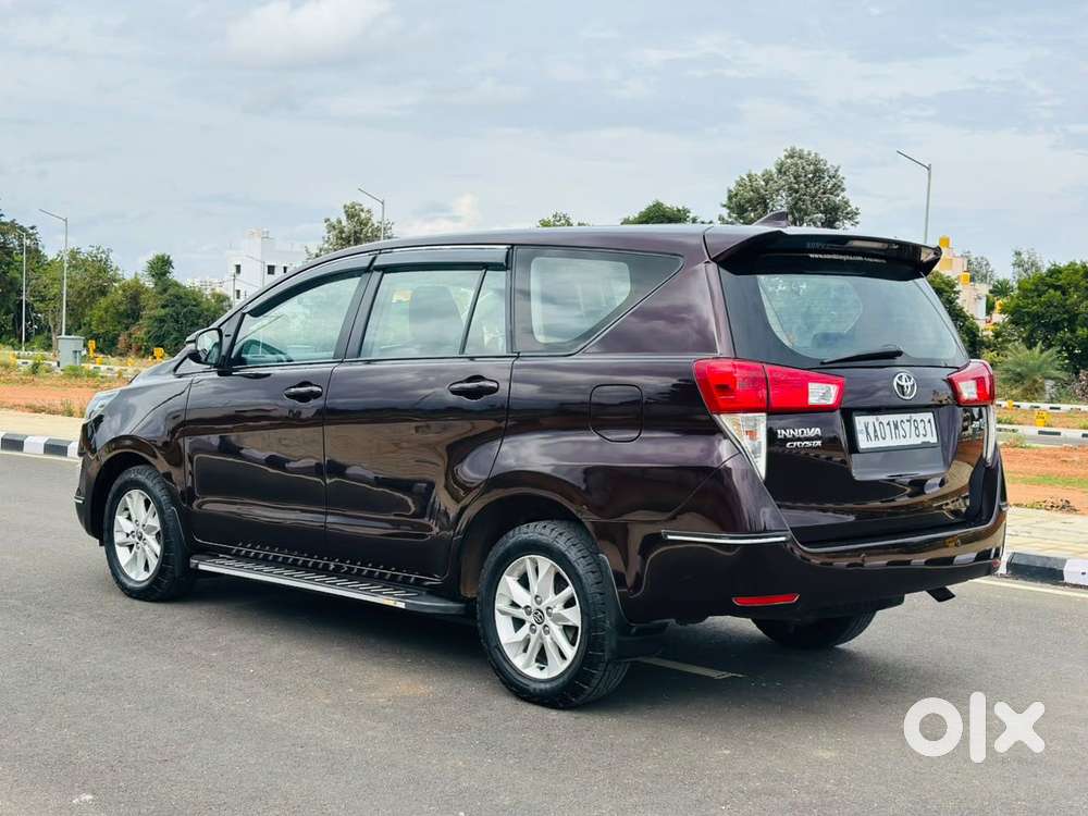 Toyota Innova Crysta 2.7 Gx Mt, 2019, Diesel