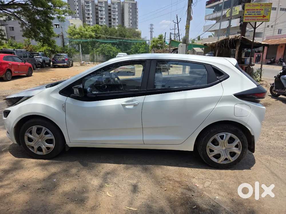 Tata Altroz 1.2 Xm 2024 Petrol Manual 25000 Km