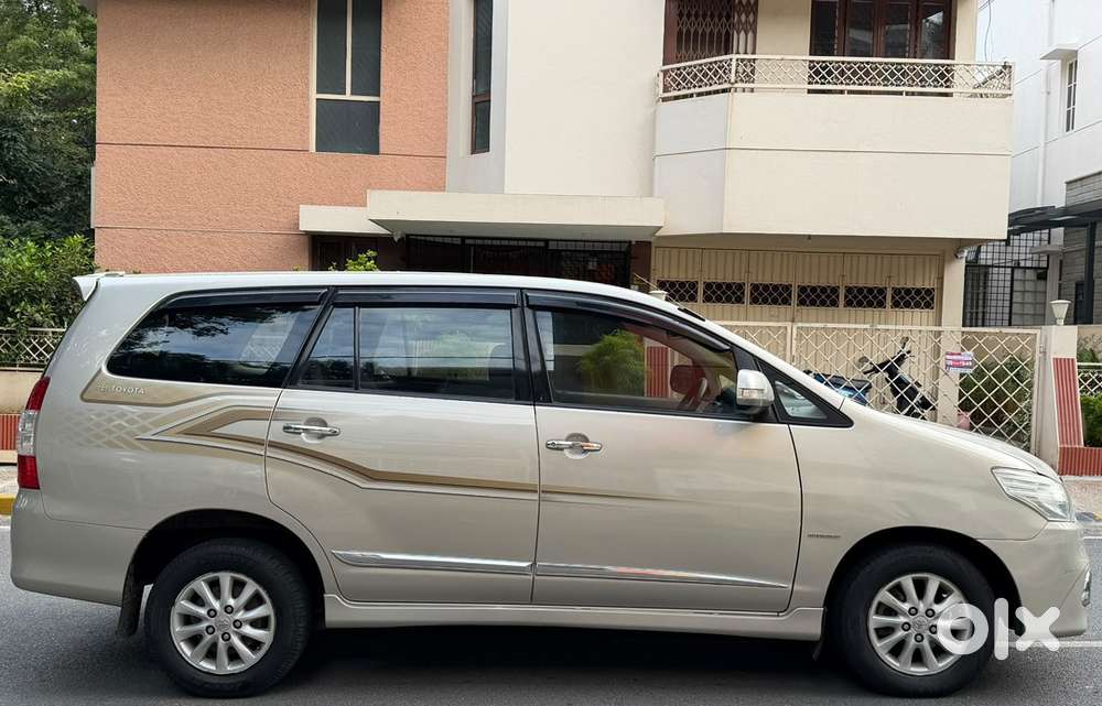 Toyota Innova 2.5 Z Single Owner 2014 Showroom Condition