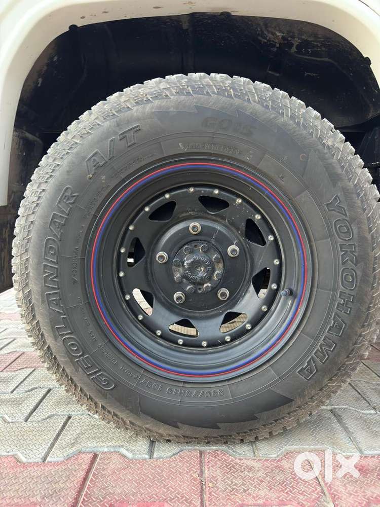 Mahindra Bolero 2012