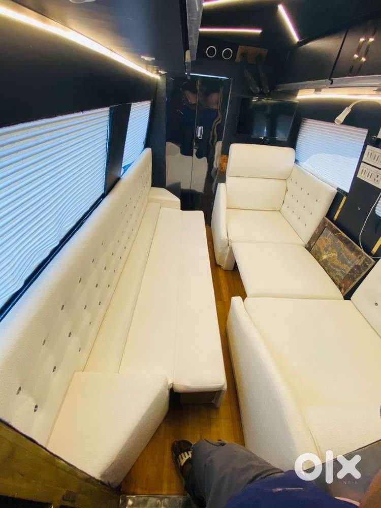 Force Motors Trax Cruiser 12 Str Ac, 2011, Diesel