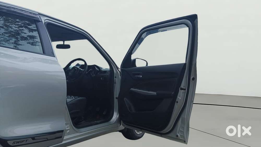 Maruti Suzuki Swift 1.3 Zxi, 2020, Petrol