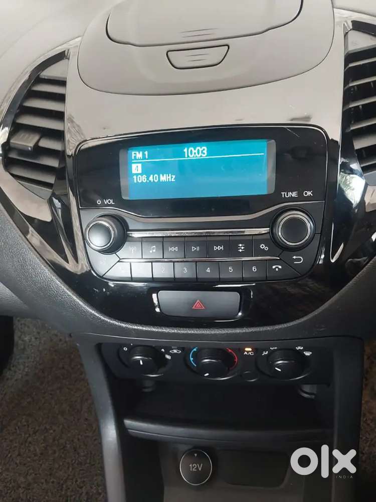 Ford Figo Titanium 2021