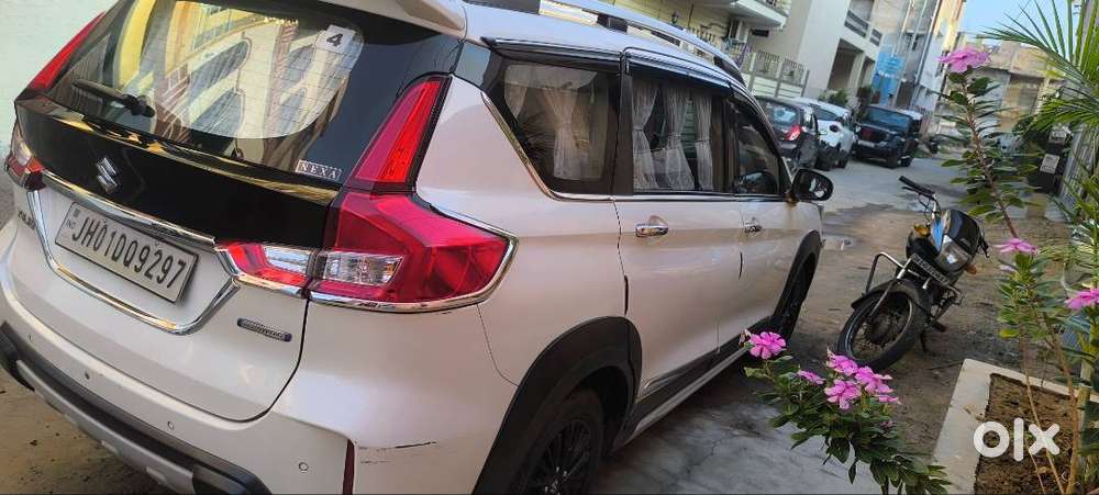 Premium And Luxurious Car , Feel Like New Car.