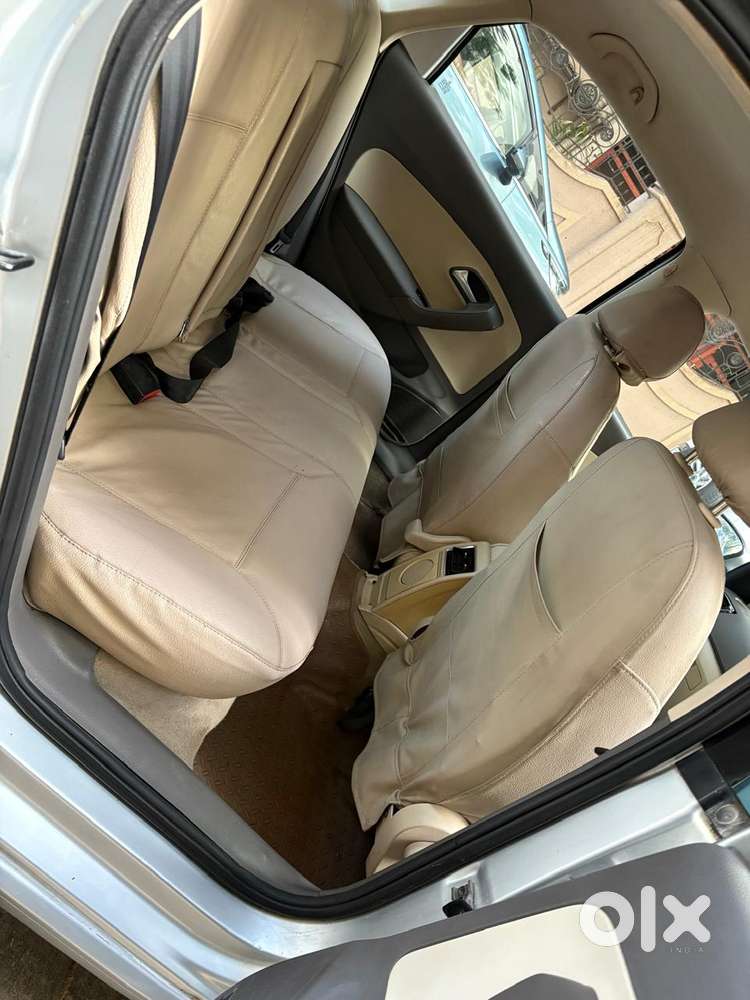 Volkswagen Vento 2010-2013 Petrol Highline At, 2012