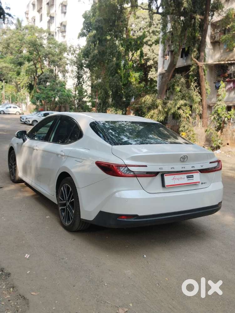 Toyota Camry Hybrid, 2025, Petrol