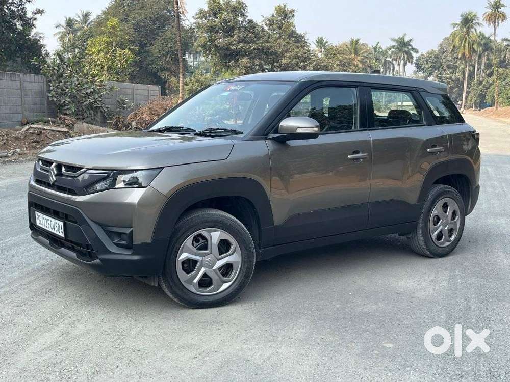Maruti Suzuki Brezza 1.5 Vxi Smart Hybrid, 2023, Petrol