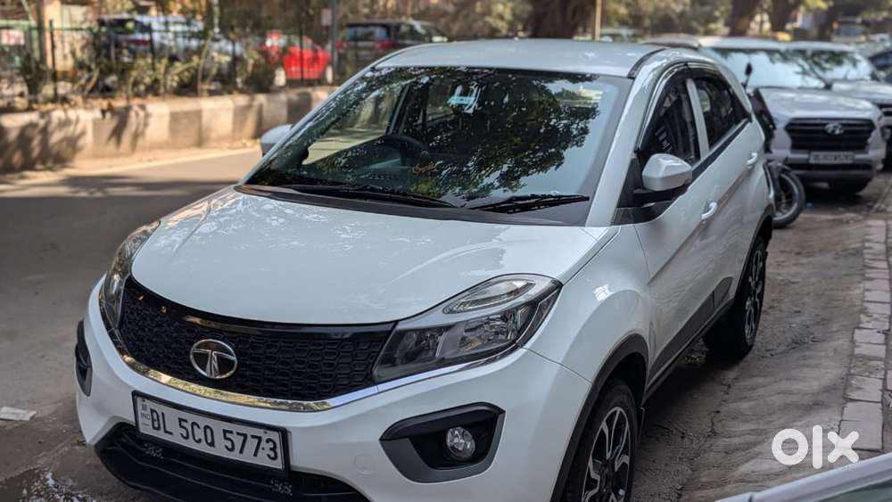 Tata Nexon 1.2 Revotron Xma Amt (s), 2019, Petrol