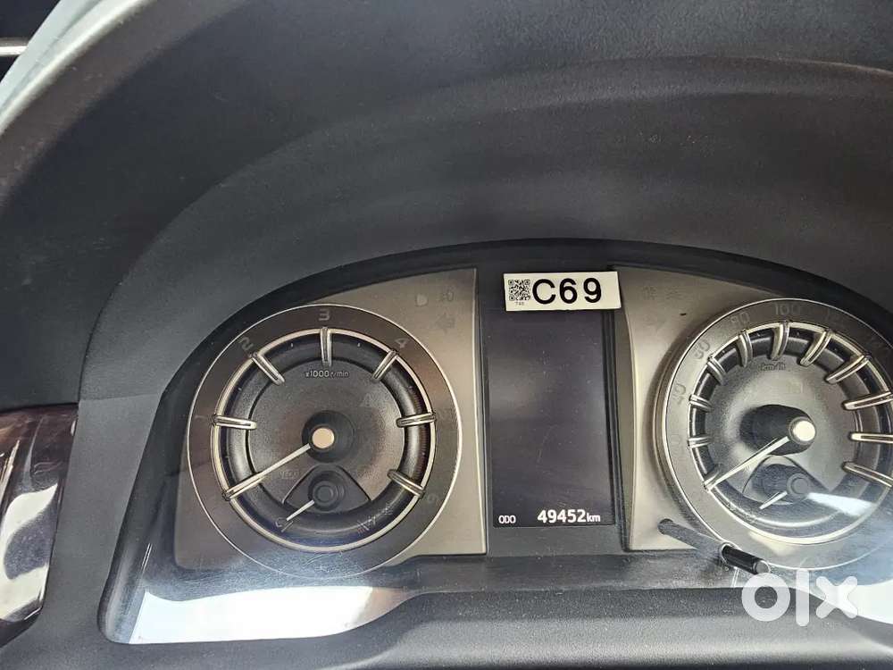 Toyota Innova Crysta 2018 Diesel Mt 7 Str
