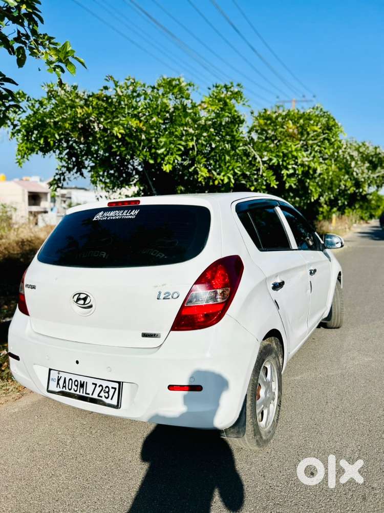 Hyundai I20 2010 Petrol Well Maintained