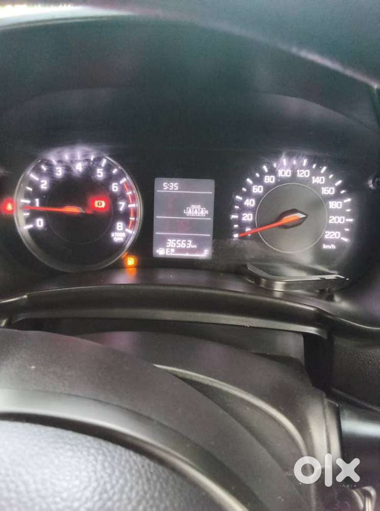 Maruti Suzuki Swift Vxi 1.2 Abs Bs-iv, 2025, Petrol