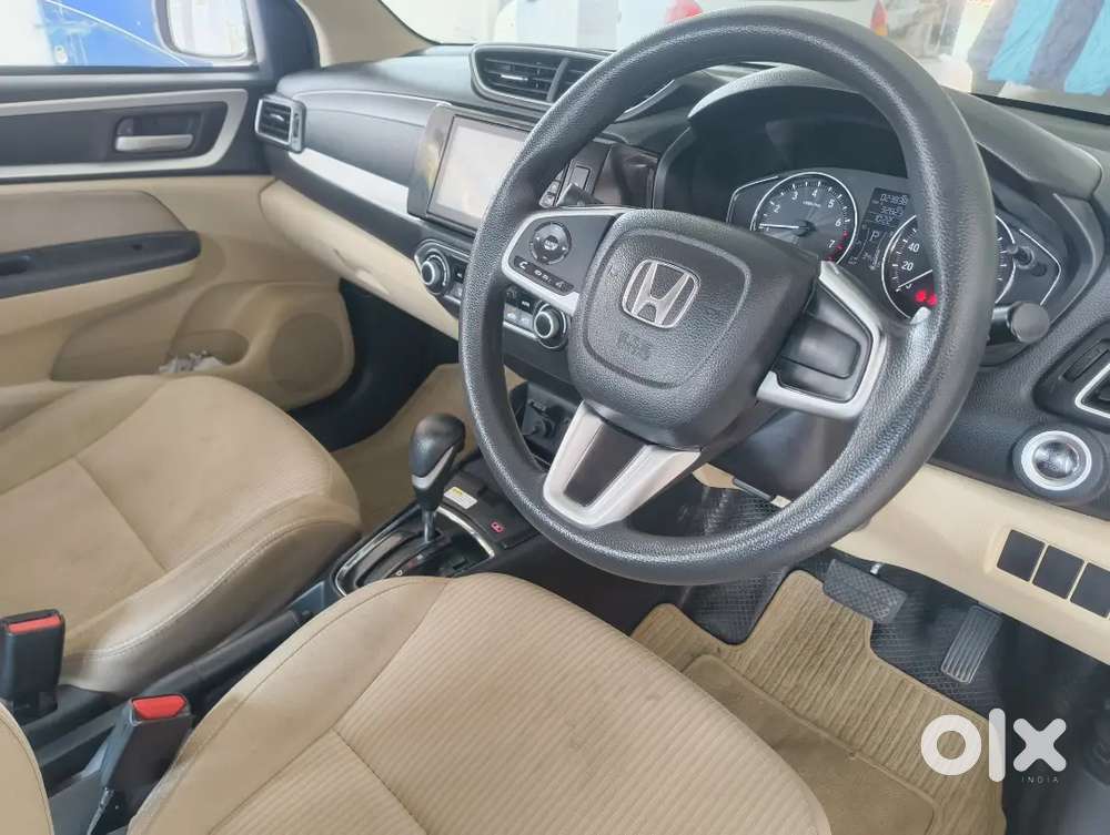 Honda Amaze 2nd Gen 2023 Petrol Well Maintained