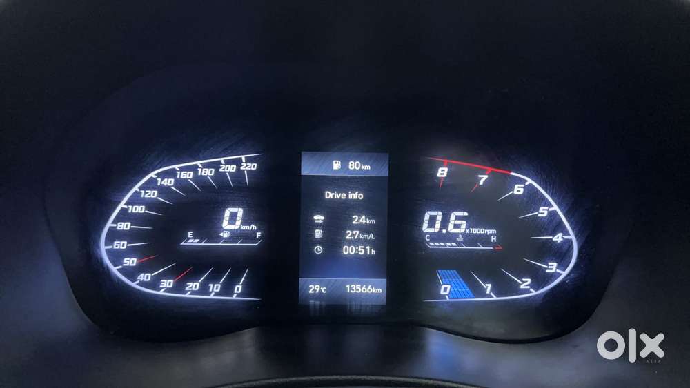 Hyundai Verna 1.5 Mpi Mt Sx (o), 2022, Petrol