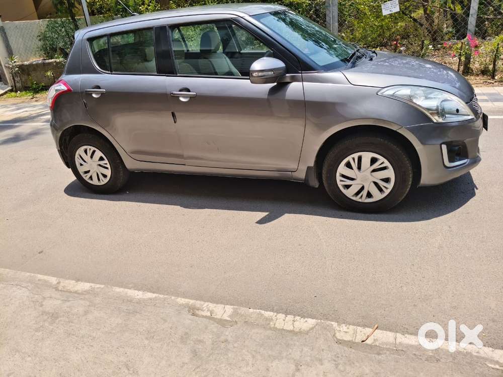 Maruti Suzuki Swift Vxi Abs Bsiv, 2017, Petrol