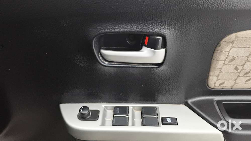 Maruti Suzuki Wagon R 1.0 2015-2019 Vxi Amt, 2015, Petrol
