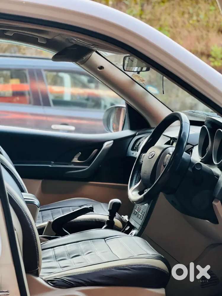 Mahindra Xuv500 2015