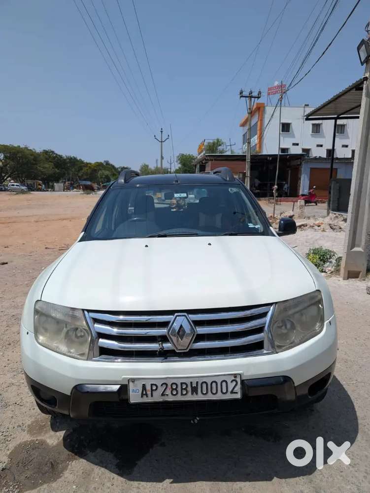 Renault Duster 2013 Diesel Well Maintained