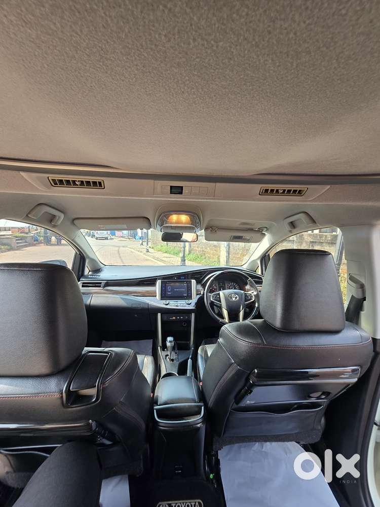 Toyota Innova Crysta Diesel 2017