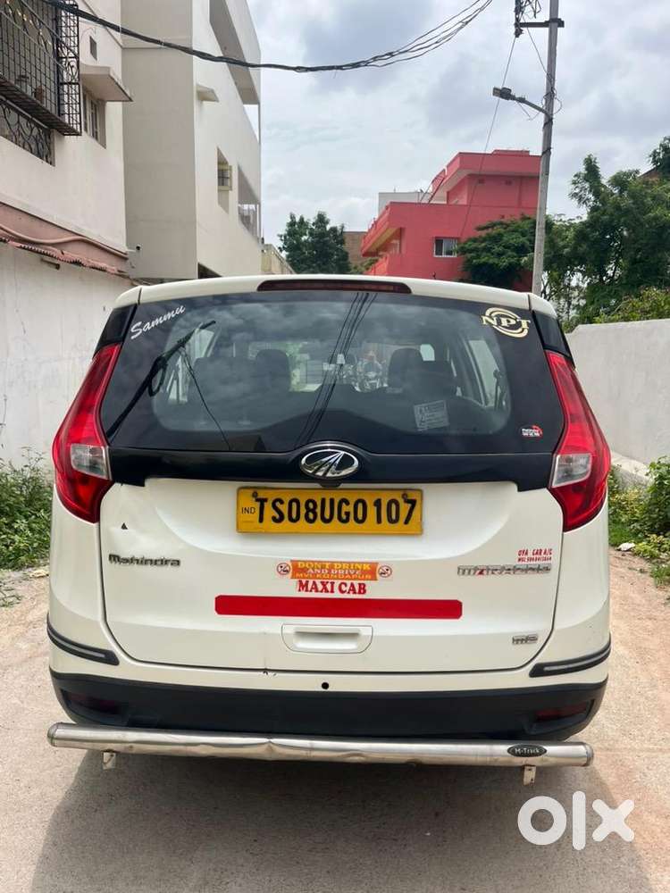 Mahindra Marazzo