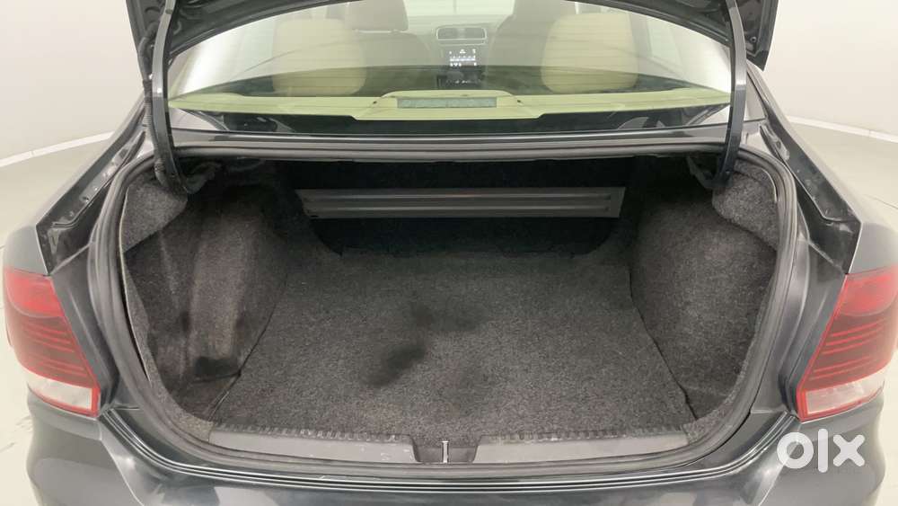 Volkswagen Vento Petrol Highline At, 2022, Petrol