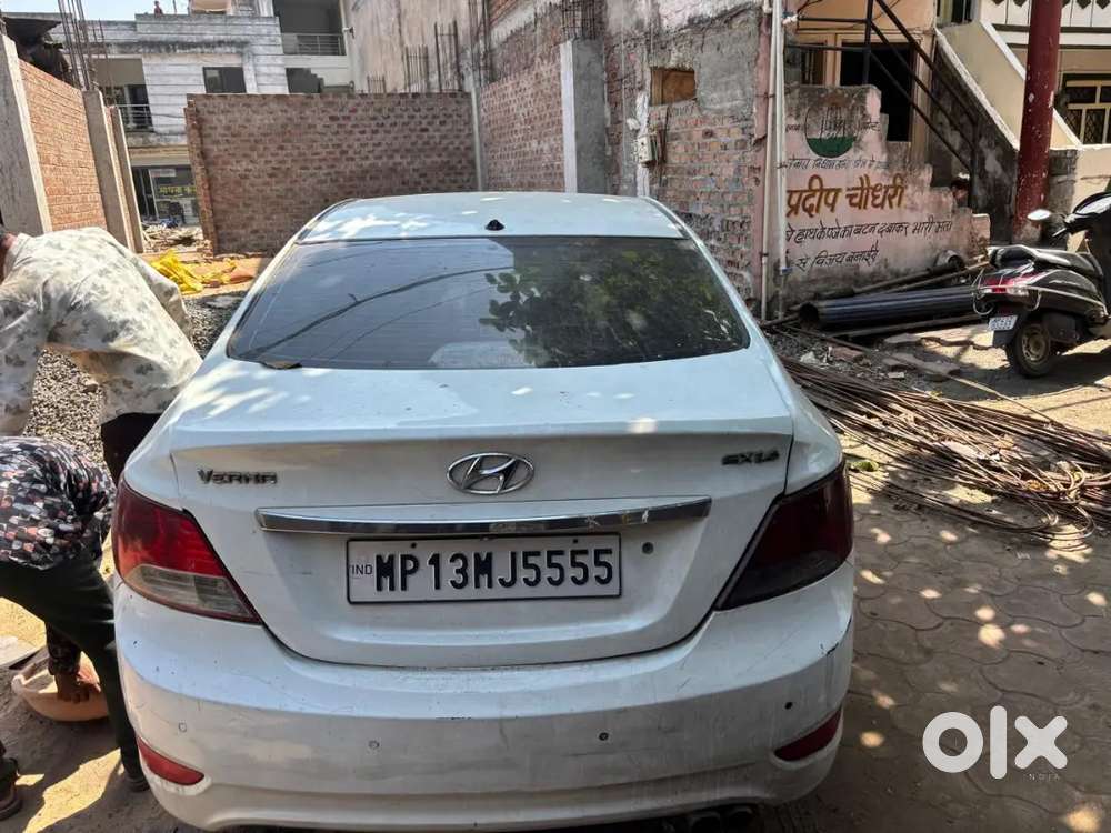 Hyundai Verna 2013