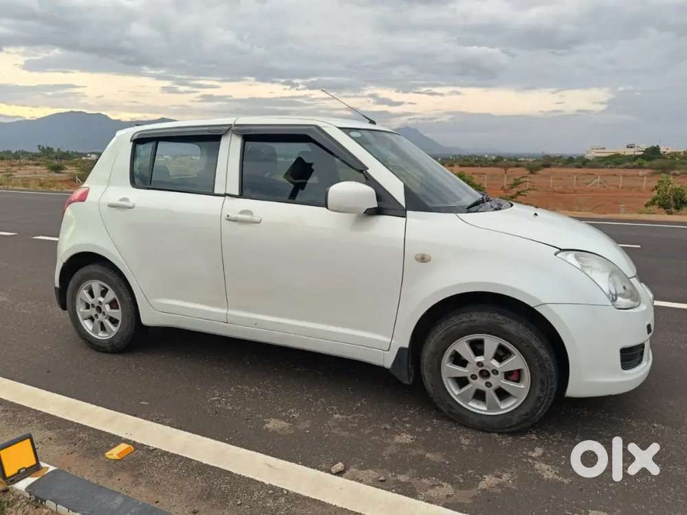 Maruti Suzuki Swift Zxi 2006