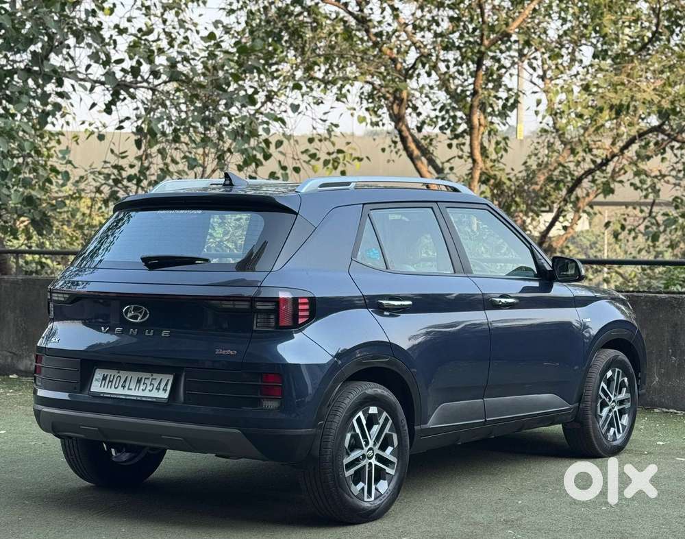 Hyundai Venue 1.0 Sx Plus Turbo Dct Dual Tone, 2023, Petrol