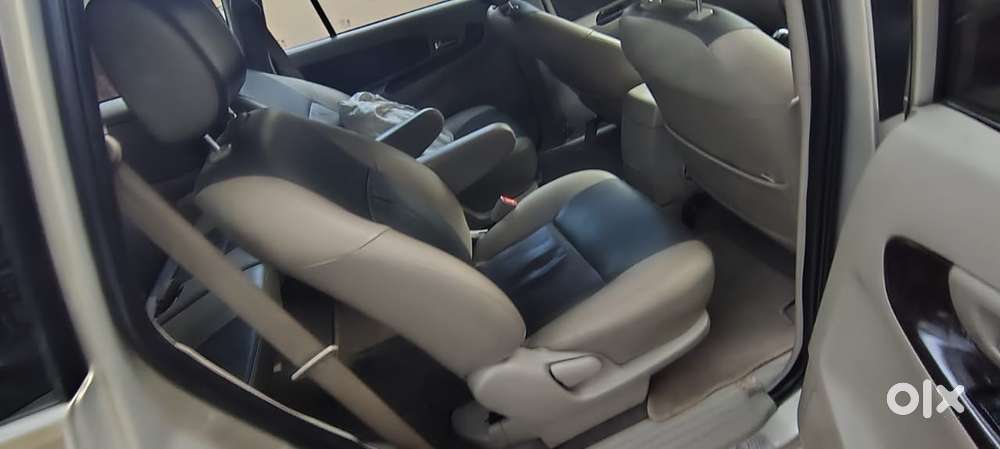 Toyota Innova 2.5 Z Diesel 7 Seater, 2015, Diesel