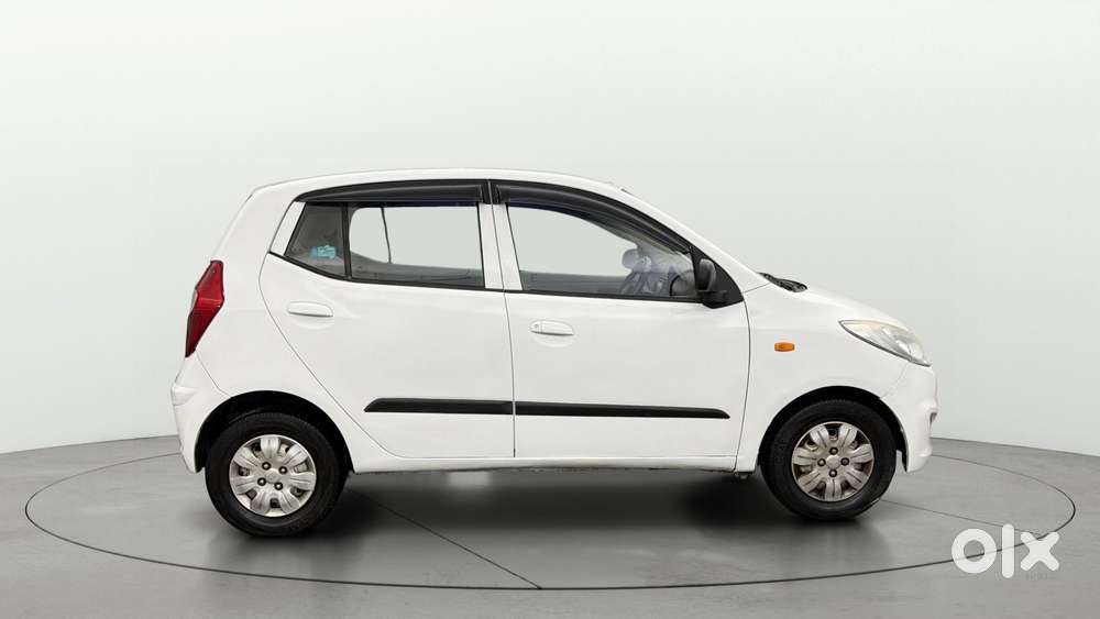 Hyundai I10 Magna 1.1l, 2015, Cng & Hybrids