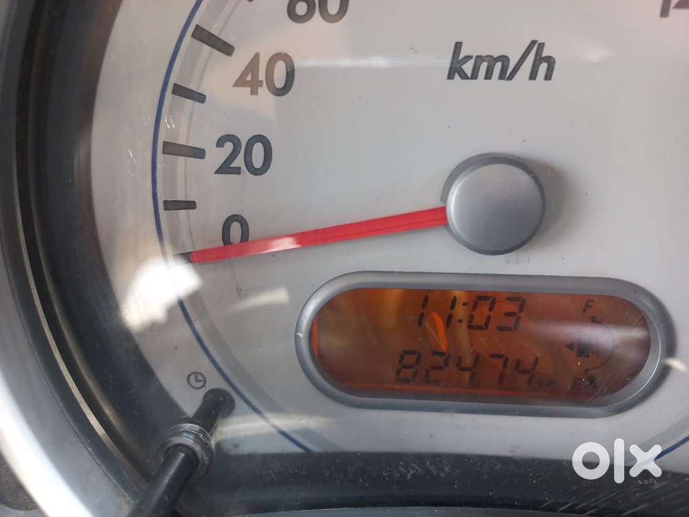 Maruti Suzuki Ritz Lxi, 2010, Petrol