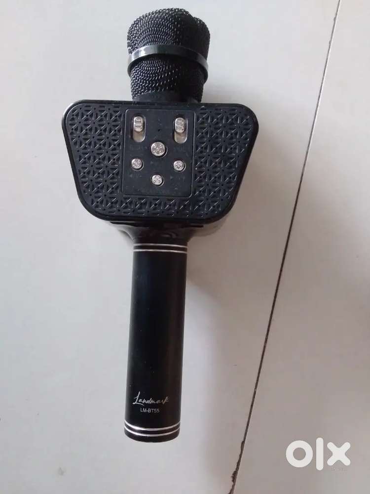 Jio smart watch Landmark Karaoke mic speaker with Accessories