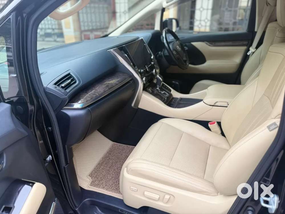 Toyota Vellfire 2.5 Hybrid, 2020, Petrol