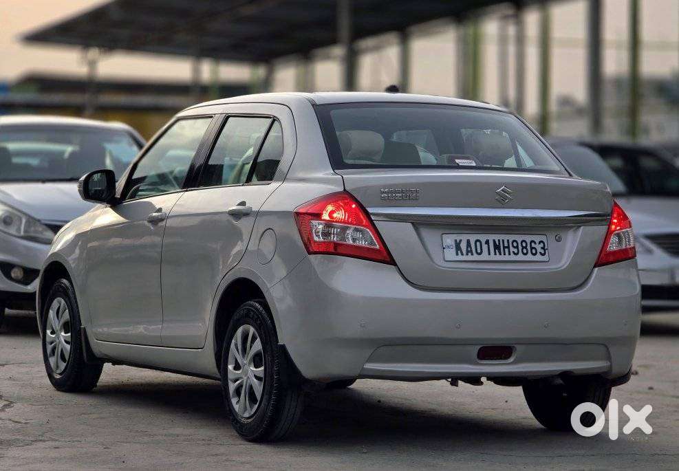 Maruti Suzuki Swift Dzire 1.2 Vxi Bsiv, 2013, Petrol