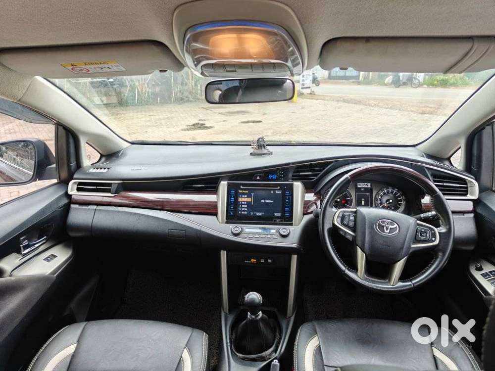 Toyota Innova Crysta Touring Sport 2.4 Mt, 2017, Diesel