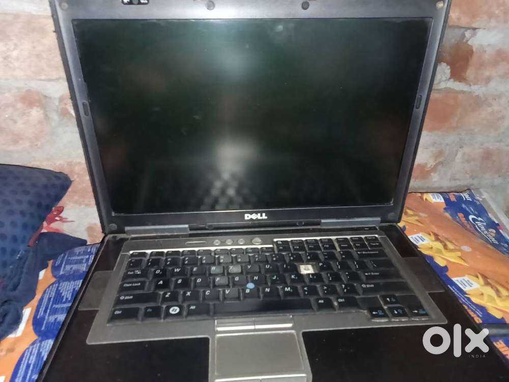 Latitude d830