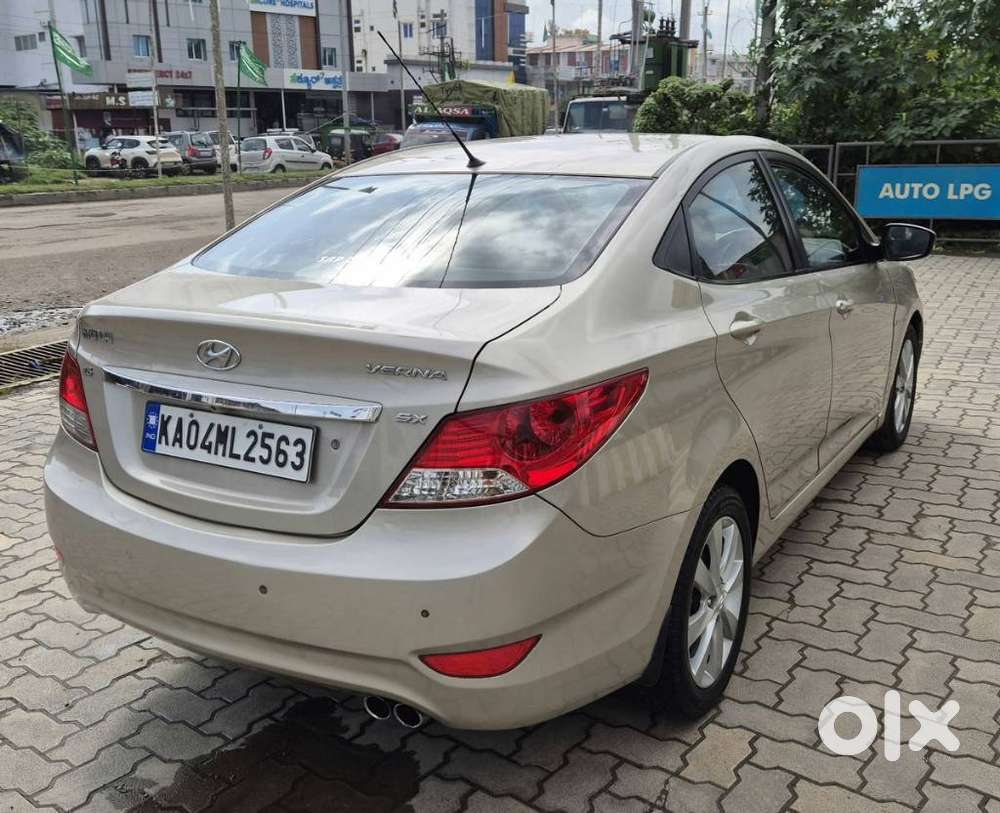 Hyundai Verna Fluidic 1.6 Crdi Sx, 2012, Diesel