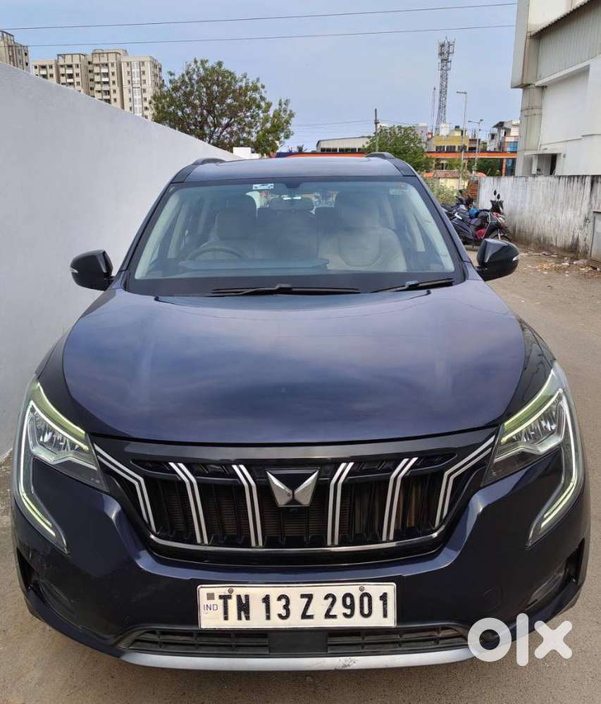 Mahindra Xuv700 2.0 Ax 7 Petrol Mt Str, 2022, Petrol