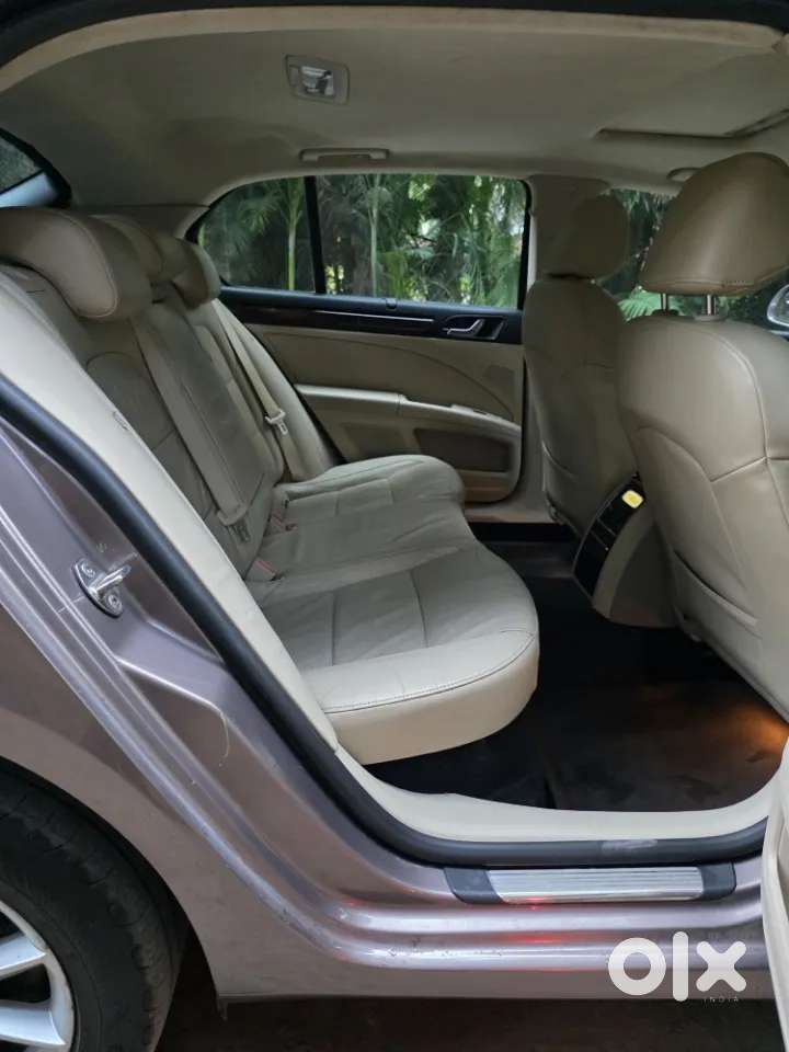Skoda Superb, 2014, Petrol