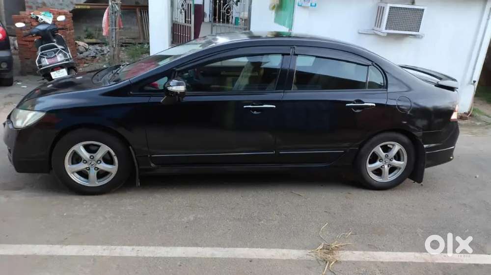 Honda Civic 2010 Model Petrol
