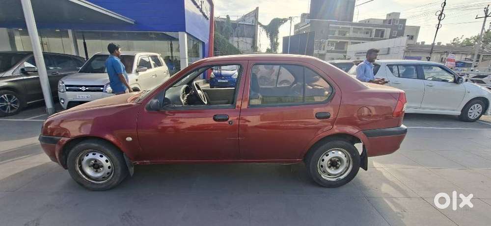 Ford Ikon 1.6 Exi, 2004, Petrol