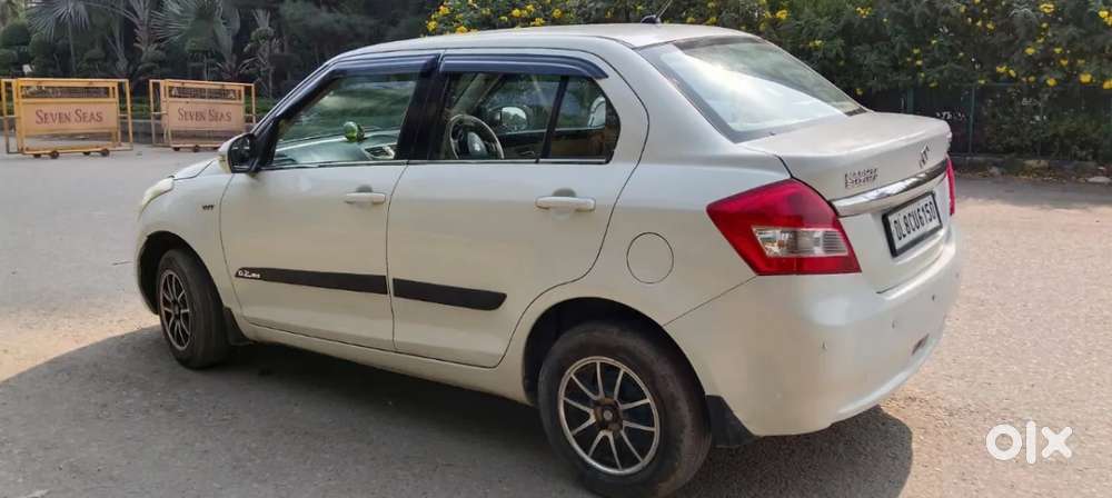 Maruti Suzuki Swift Dzire 1.2 Vxi Bsiv, 2012, Cng & Hybrids