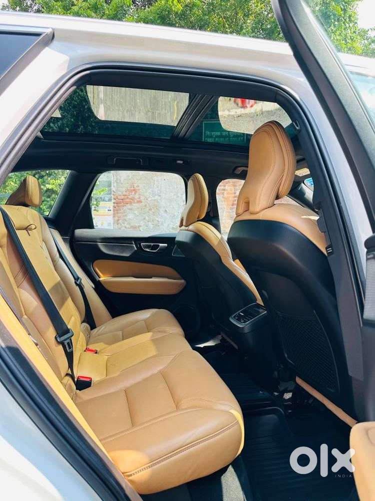 Volvo Xc60 Inscription, 2022, Petrol