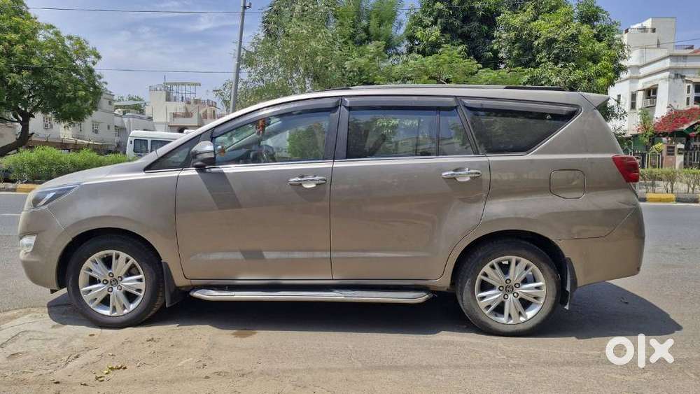 Toyota Innova Crysta 2.4 Z 7 Str, 2016, Diesel