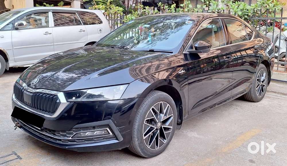 Skoda Octavia 2.0 L K Tsi At, 2022, Petrol