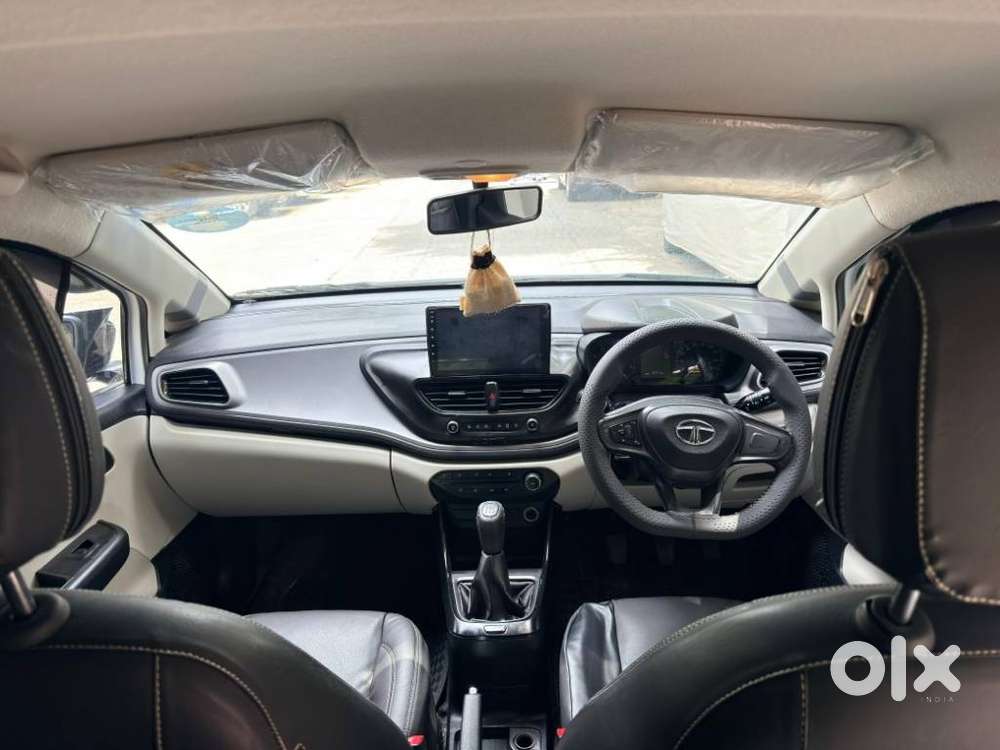 Tata Altroz 1.2 Xe, 2022, Petrol