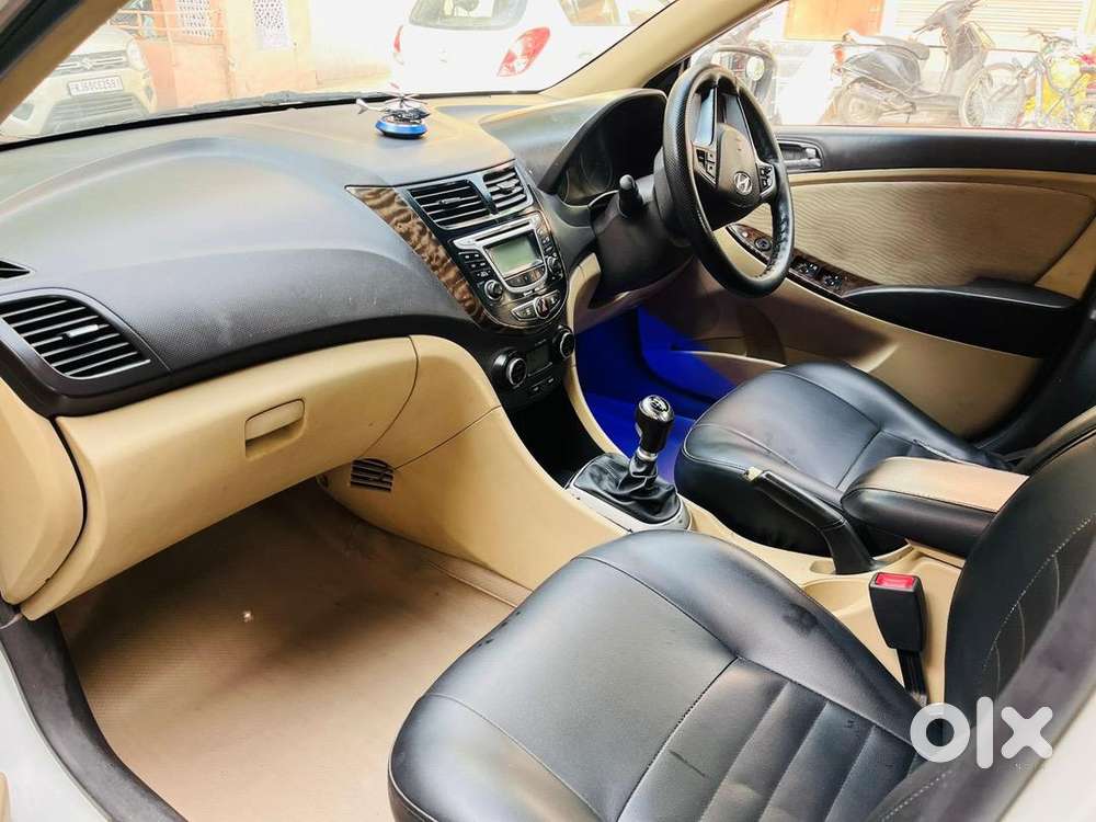 Hyundai Fluidic Verna Petrol+cng 2011