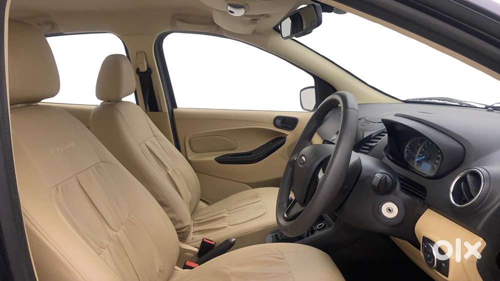 Ford Figo Aspire Titanium, 2016, Petrol